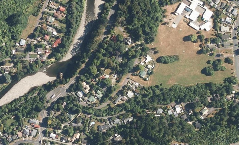 2/15 Rata Street, Wainuiomata, Lower Hutt - Carousel 1
