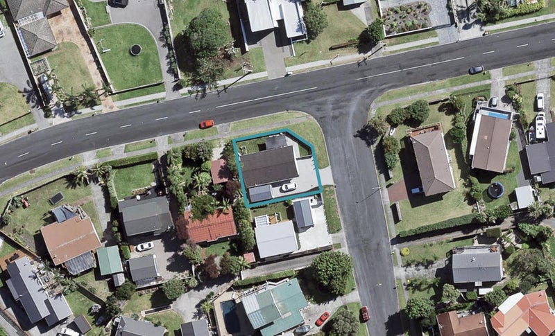 98 Torkar Road, Clarks Beach, Clarks Beach - Carousel 1