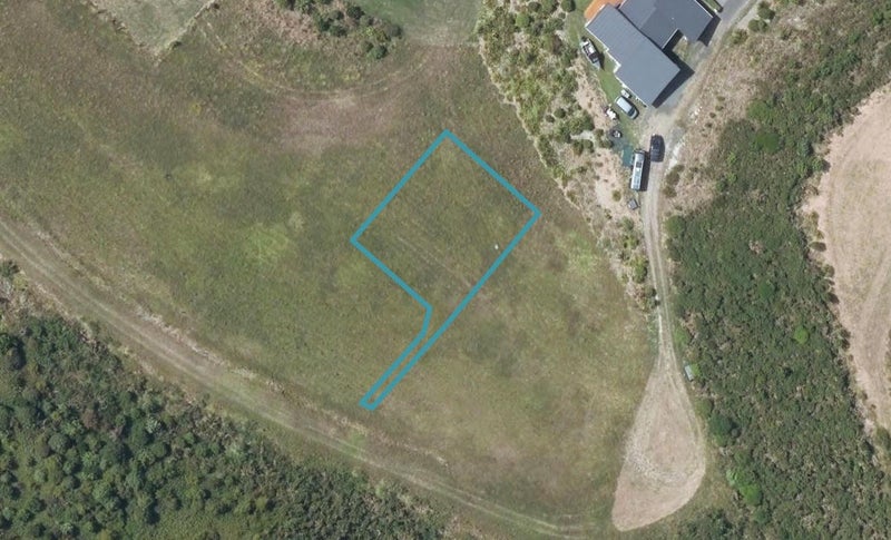 17 Seaview Drive, Mahia, Māhia - Carousel 1