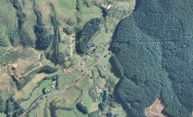 101 Bulls Run Road, Moonshine Valley, Porirua - Carousel 1