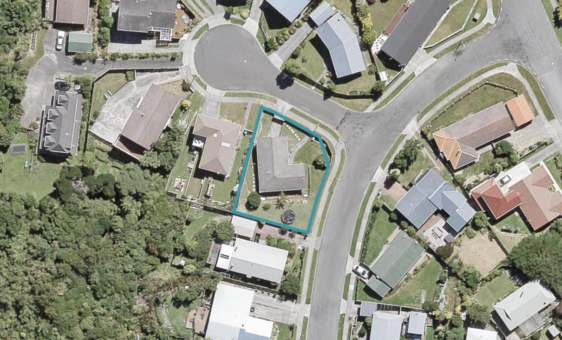 48 Mossburn Grove, Kelson, Lower Hutt - Carousel 1