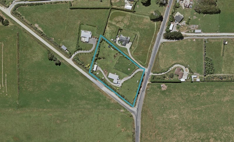 101 Otatara Road, New River Ferry, Invercargill - Carousel 1