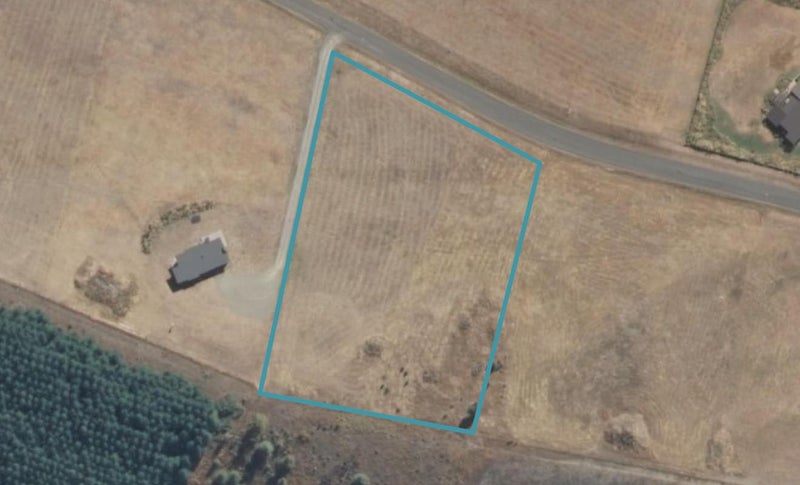 27 The Drive, Twizel - Carousel 1