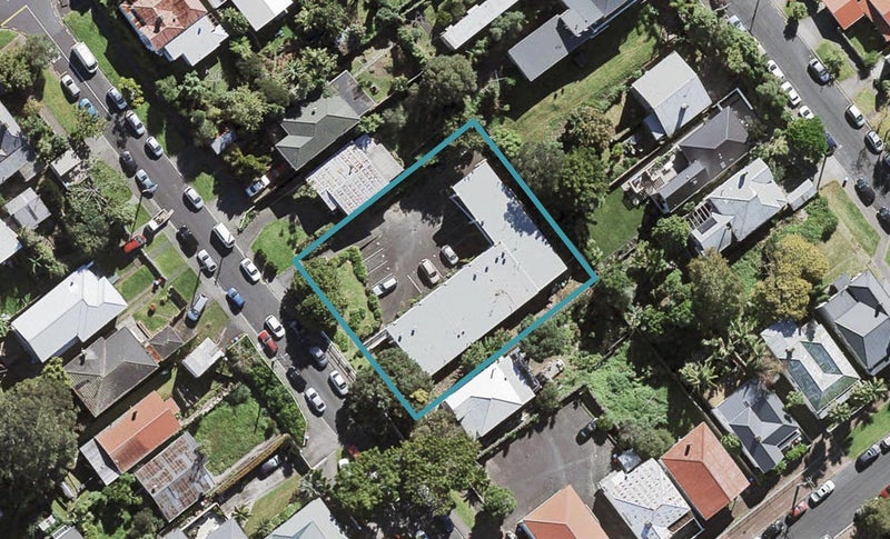 2/35 Turakina Street, Grey Lynn, Auckland - Carousel 1