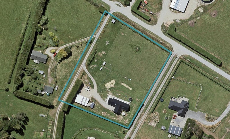 17 Coggins Road, New River Ferry, Invercargill - Carousel 1