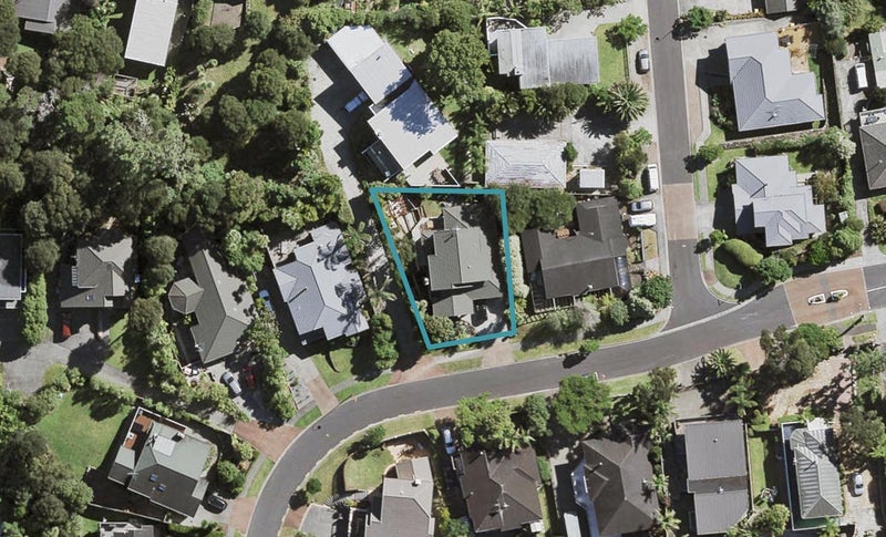 7 Chamari Close, Titirangi, Auckland - Carousel 1