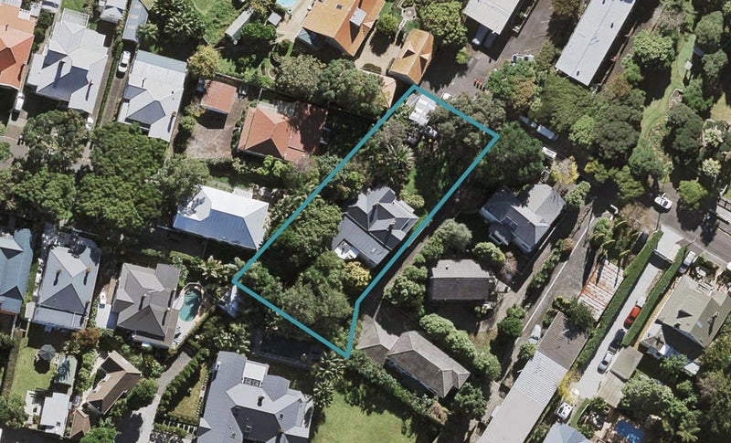2/5 Edenvale Park Road, Mount Eden, Auckland - Carousel 1