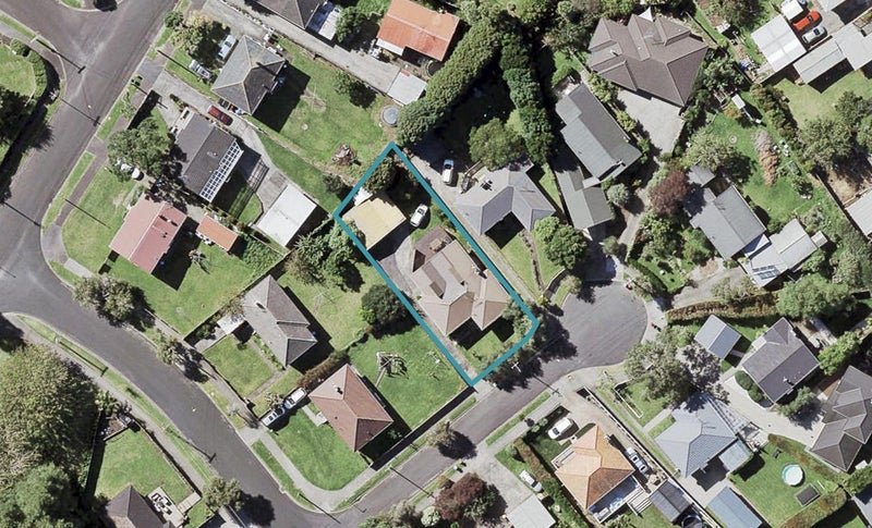 4 Lanark Place, Glen Innes, Auckland - Carousel 1