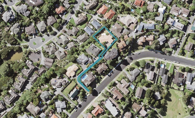 42A Redwing Street, Browns Bay, Auckland - Carousel 1