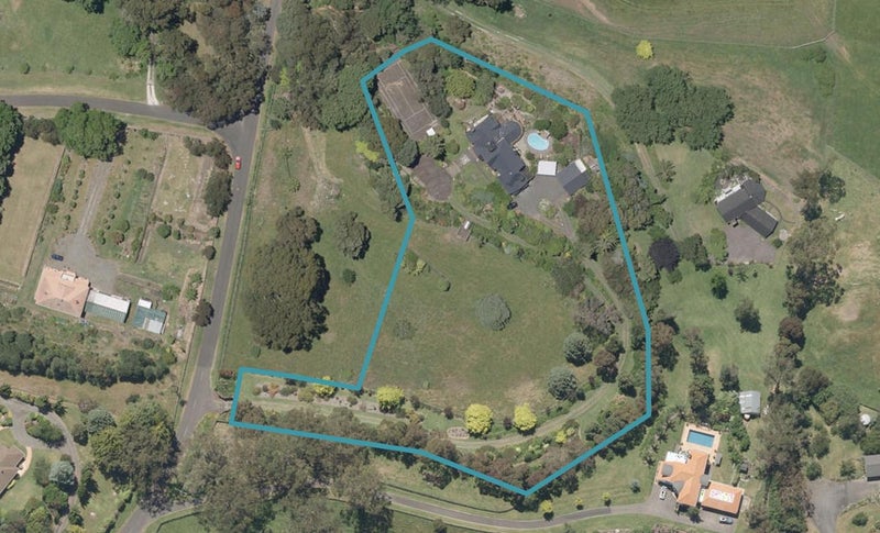 28 Pickwick Road, Otamatea, Whanganui - Carousel 1