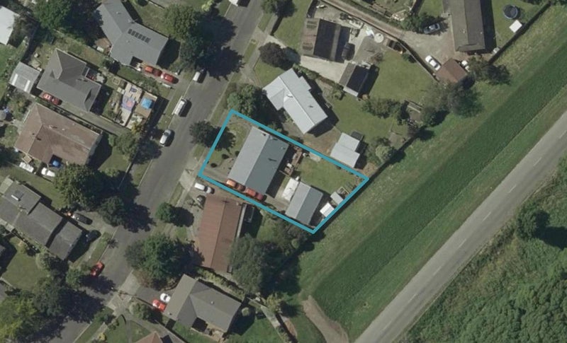 39 Escort Grove, Awapuni, Palmerston North - Carousel 1