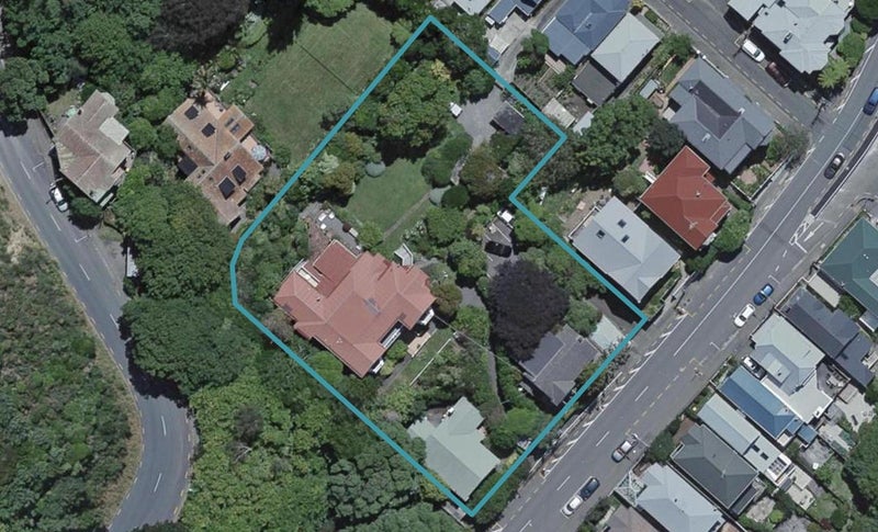 36 Grant Road, Thorndon, Wellington - Carousel 1