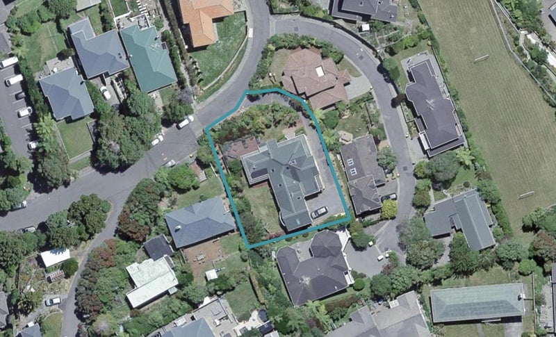 24 Blakey Avenue, Karori, Wellington - Carousel 1