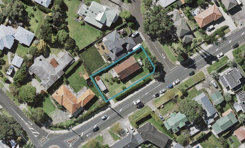 2 Ander Place, Takapuna, Auckland - Carousel 1