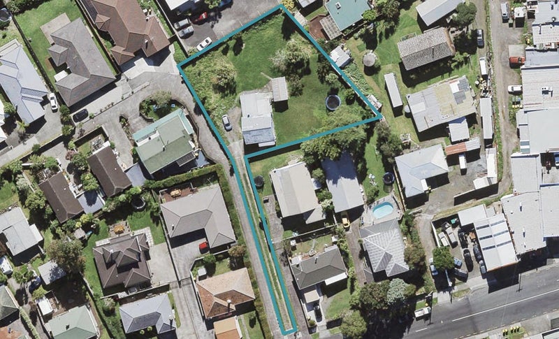 54 James Laurie Street, Henderson, Auckland - Carousel 1