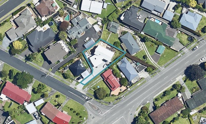3 Smiths Road, Matua, Tauranga - Carousel 1