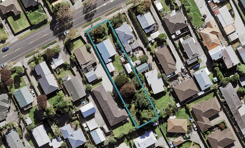 20 Avondale Road, Avondale, Auckland - Carousel 1
