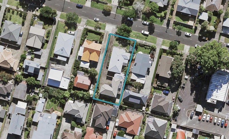 6 Cambrai Avenue, Mount Roskill, Auckland - Carousel 1