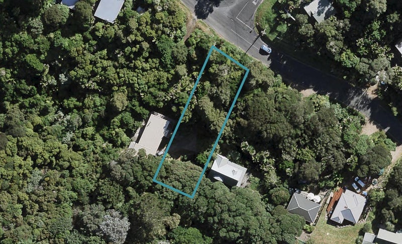 104 Queens Drive, Oneroa, Waiheke Island - Carousel 1