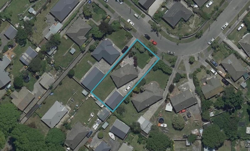 19 Flay Crescent, Burnside, Christchurch - Carousel 1