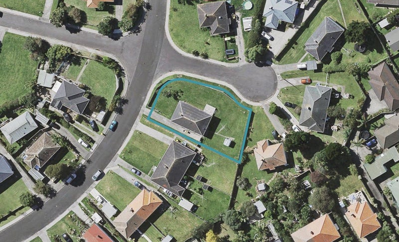 8 Philomel Crescent, Bayswater, Auckland - Carousel 1