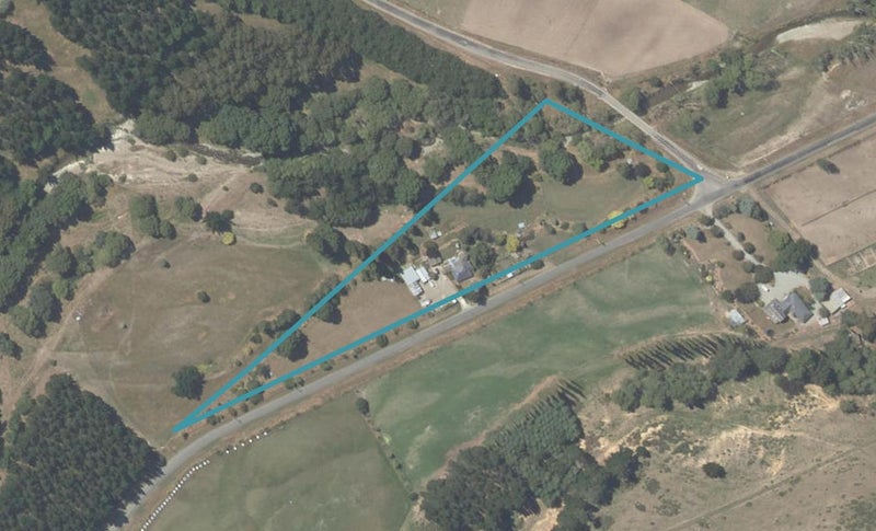 16 Middle Yards Road, Timaru - Carousel 1