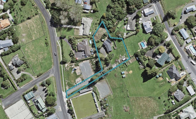 2311 Hunua Road, Papakura - Carousel 1