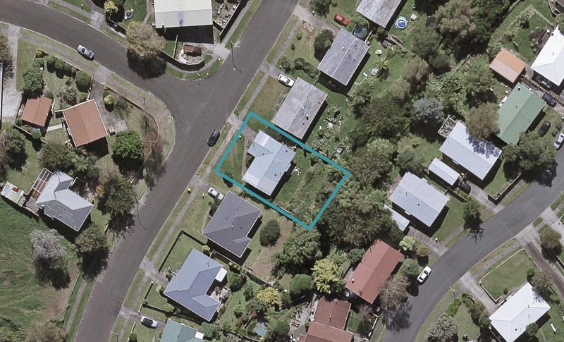 33 Tavistock Street, Westown, New Plymouth - Carousel 1
