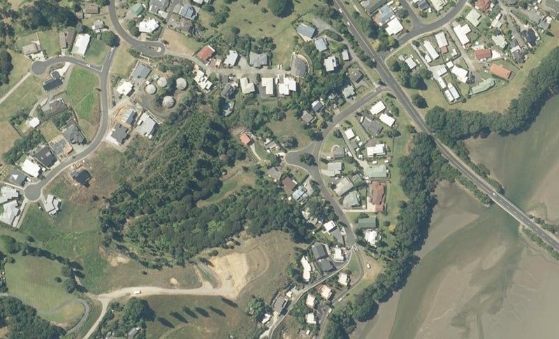 125 Waireka Place, Whangamatā - Carousel 1