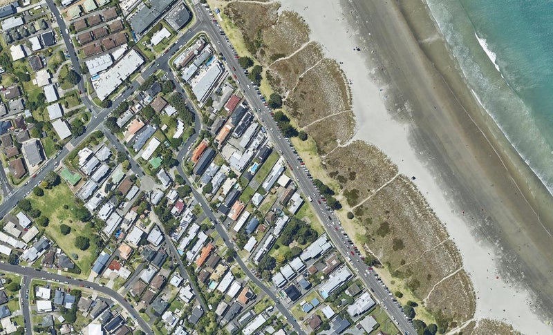 62 Marine Parade, Mount Maunganui, Mount Maunganui - Carousel 1