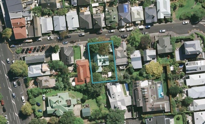 5 Russell Street, Freemans Bay, Auckland - Carousel 1
