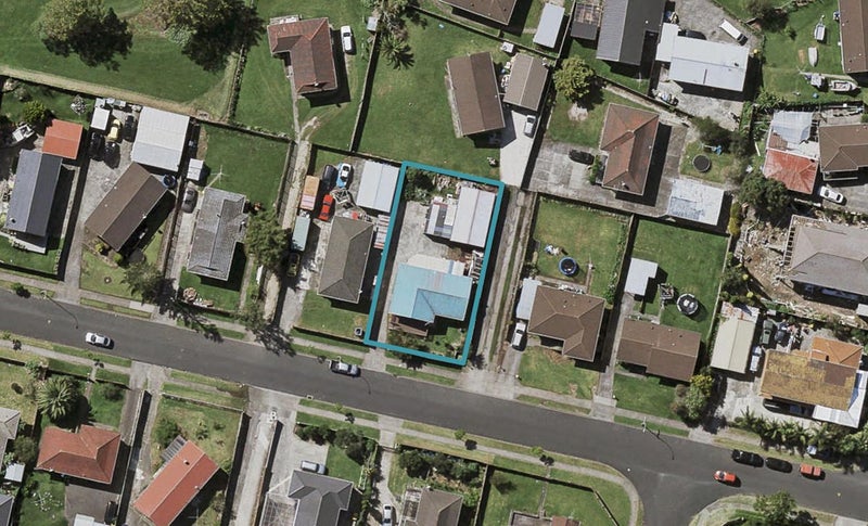 17 Sidey Avenue, Clover Park, Auckland - Carousel 1