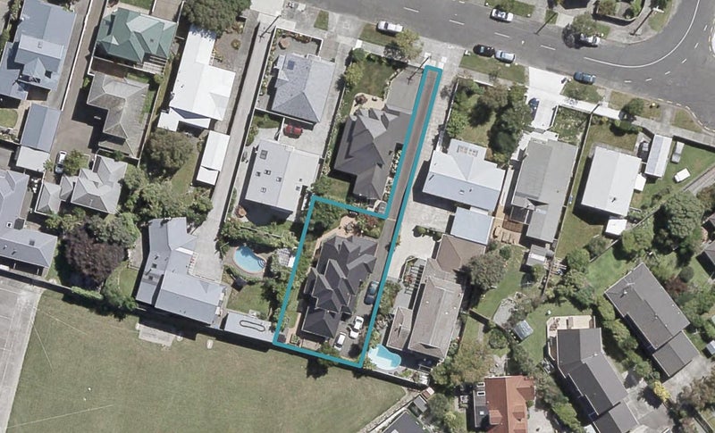 2/96 Pretoria Street, Hutt Central, Lower Hutt - Carousel 1