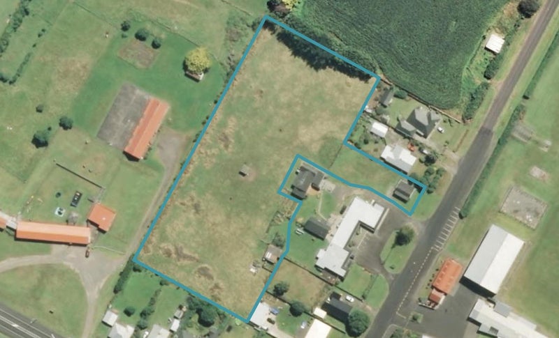 42 Heaphy Road, Ōpunake - Carousel 1