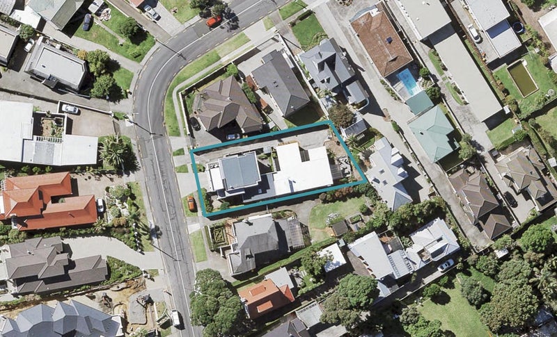 2/54 Takutai Avenue, Half Moon Bay, Auckland - Carousel 1