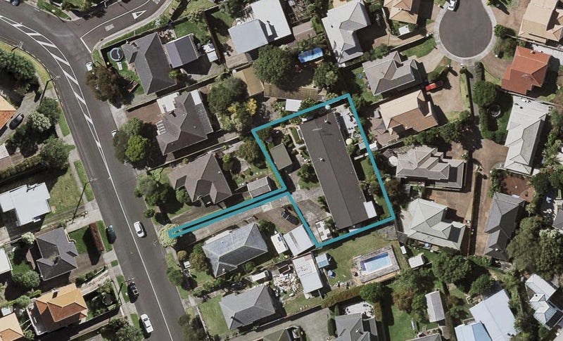 1/0 Michaels Avenue, Ellerslie, Auckland - Carousel 1