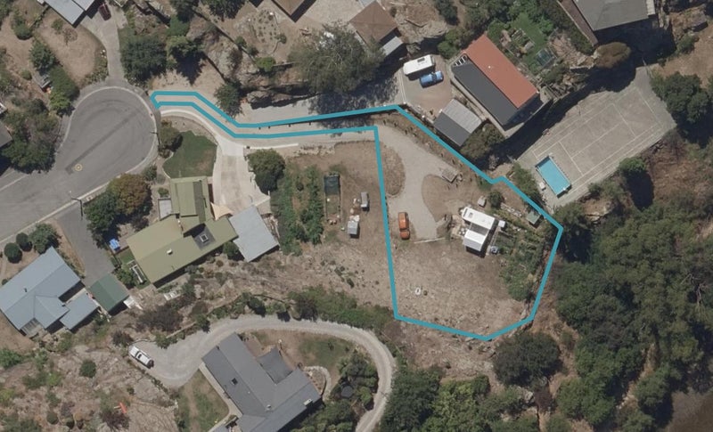 10 Coulson Place, Alexandra, Alexandra - Carousel 1