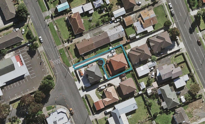 12A Ranfurly Road, Papatoetoe, Auckland - Carousel 1