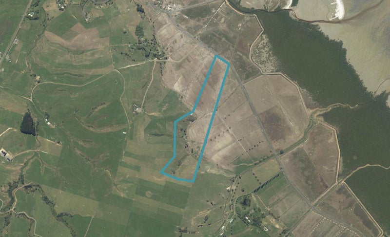 837 Miranda Road, Pūkorokoro / Miranda, Kaiaua - Carousel 1