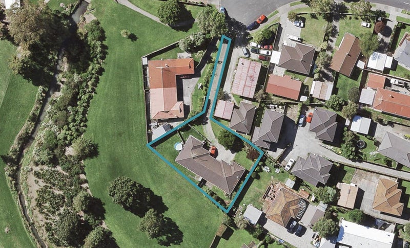 1/10 Tangelo Place, Bucklands Beach, Auckland - Carousel 1
