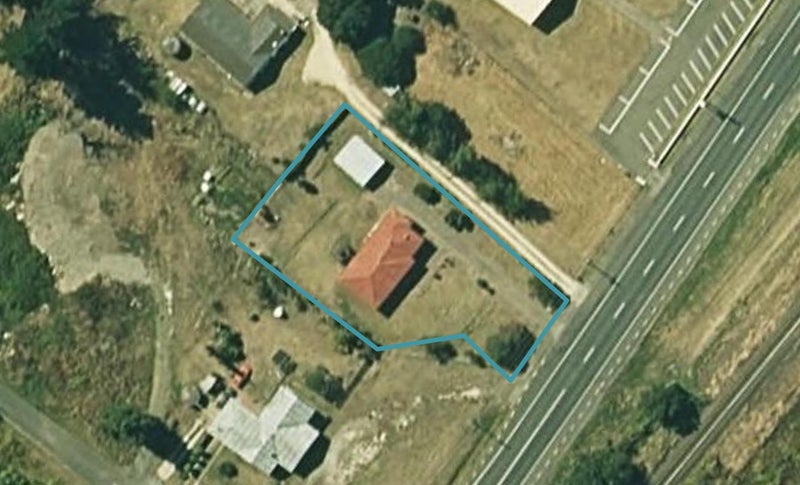 1884 State Highway 2, Hastings - Carousel 1