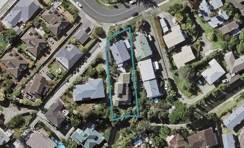 2/36 Wolsley Avenue, Milford, Auckland - Carousel 1