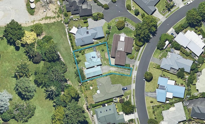 52 Grantston Drive, Pyes Pa, Tauranga - Carousel 1