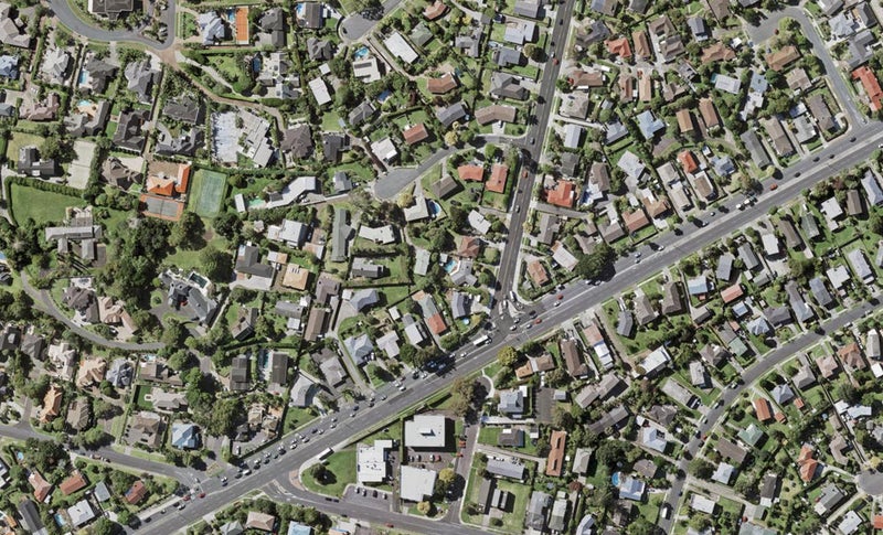 4E Glenmore Road, Sunnyhills, Auckland - Carousel 1