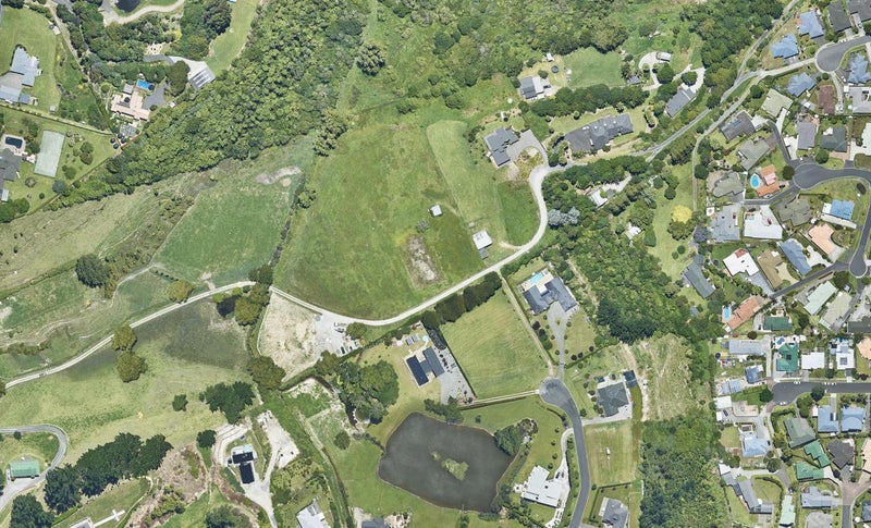 101 Pengary Lane, Pyes Pa, Tauranga - Carousel 1