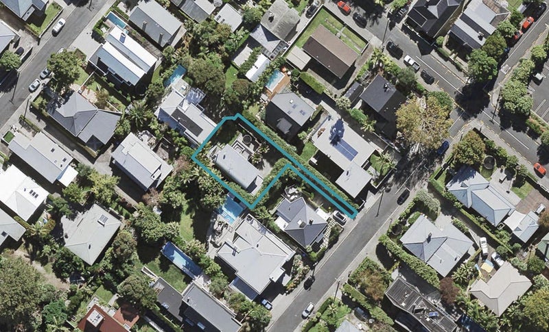 40A Livingstone Street, Westmere, Auckland - Carousel 1