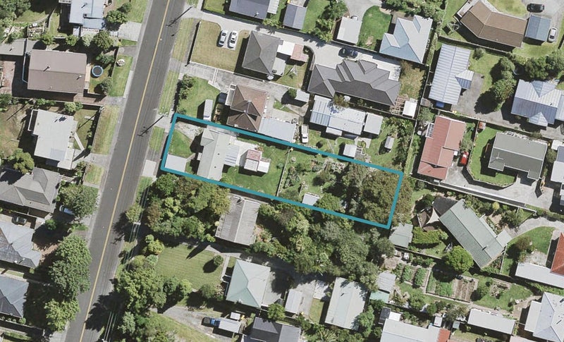 10 Kamara Road, Glen Eden, Auckland - Carousel 1