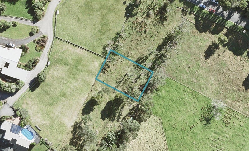 6 Awanui Road, Red Beach, Whangaparāoa - Carousel 1