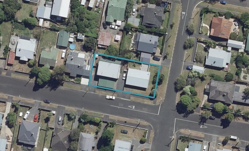 8 Wye Street, Frankton, Hamilton - Carousel 1