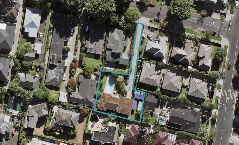 2 Atherton Road, Epsom, Auckland - Carousel 1